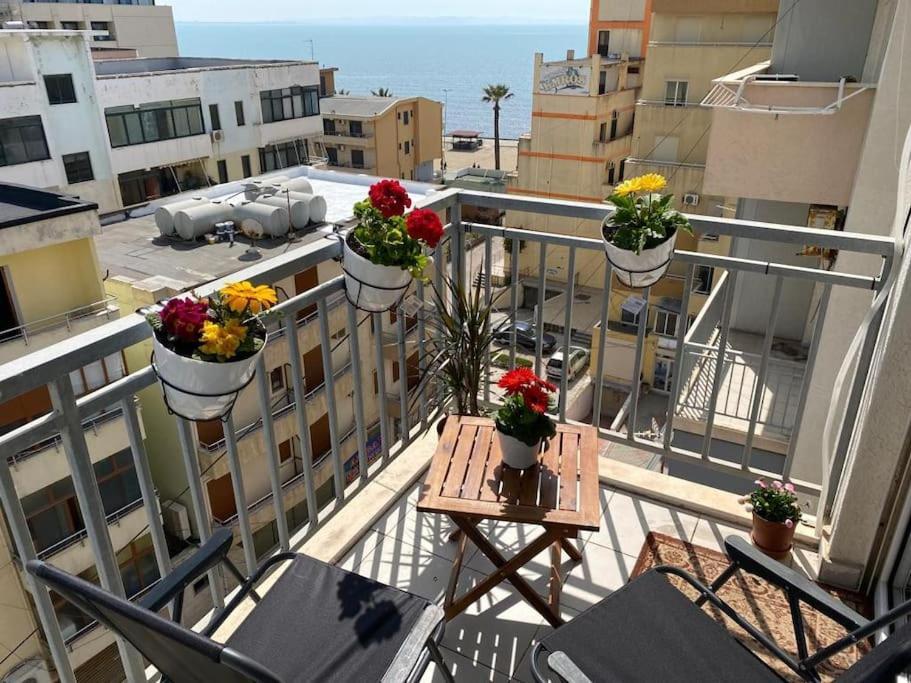 Gold Key Apartments, Durres Beach Exterior photo