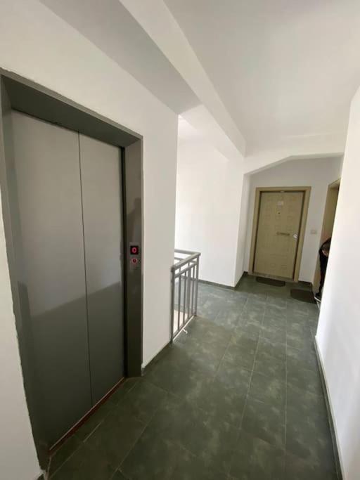 Gold Key Apartments, Durres Beach Exterior photo