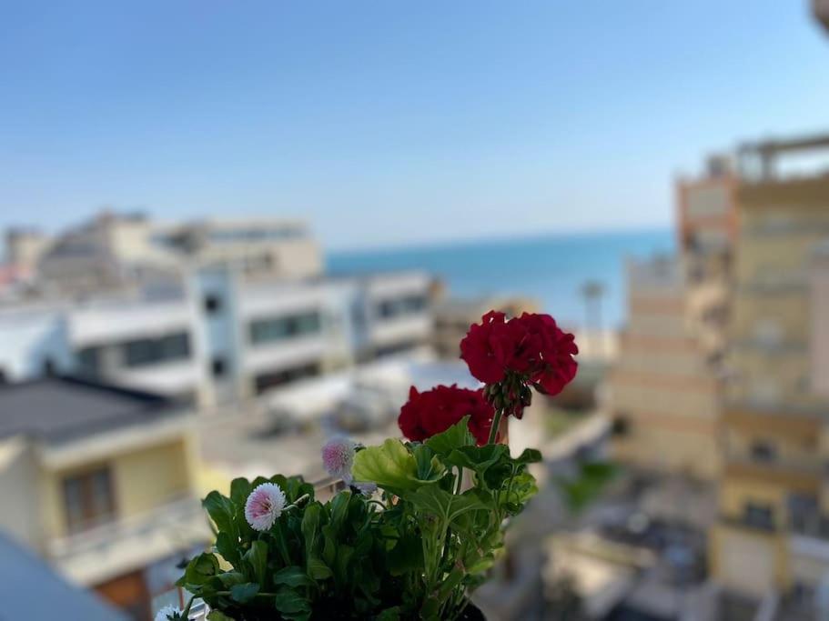 Gold Key Apartments, Durres Beach Exterior photo
